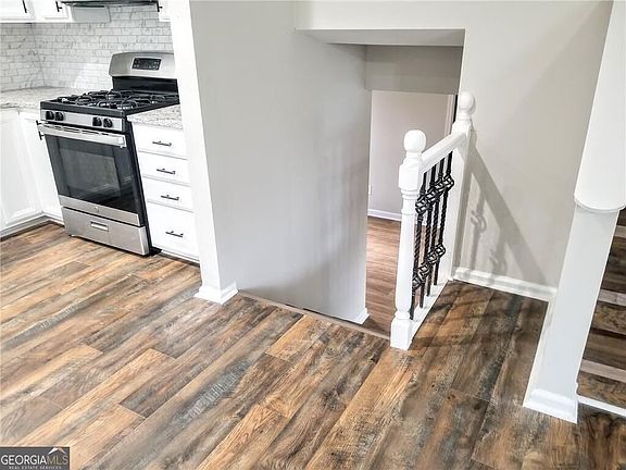 4th image of 3177 Pinto Dr
