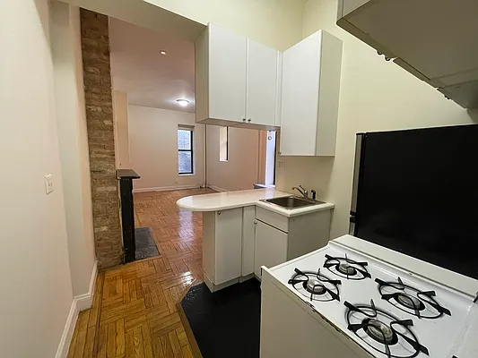 Rented by JM Preston Properties LLC | media 10