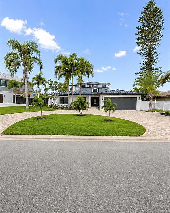 1st image of 452 Bath Club Blvd N