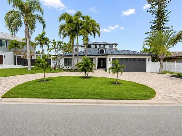 452 Bath Club Blvd N, North Redington Beach, FL 33708