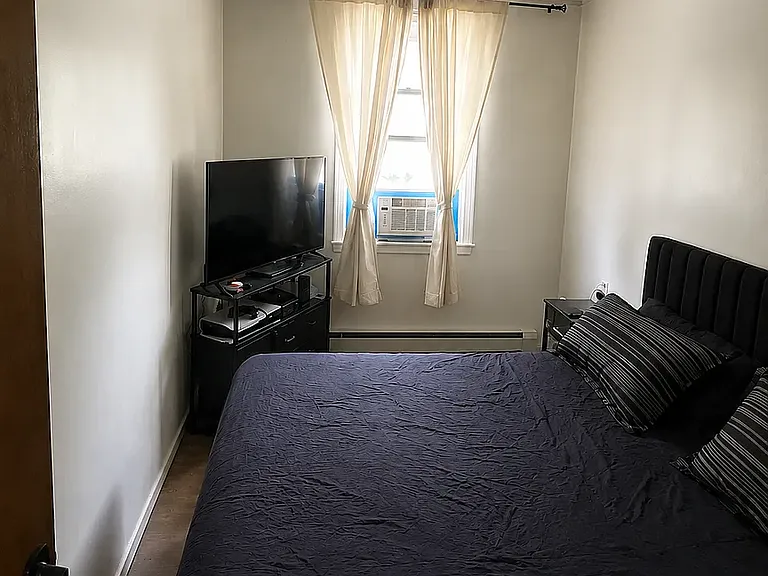 47-09 38th St #3 — Photo 7