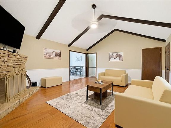 5th image of 298 Trestle Rd