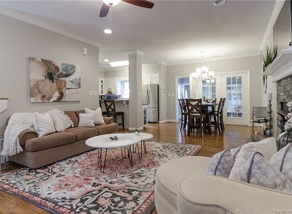 5th image of 1680 Forest Lake Dr #2