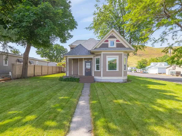 410 High St, Pomeroy, WA 99347
