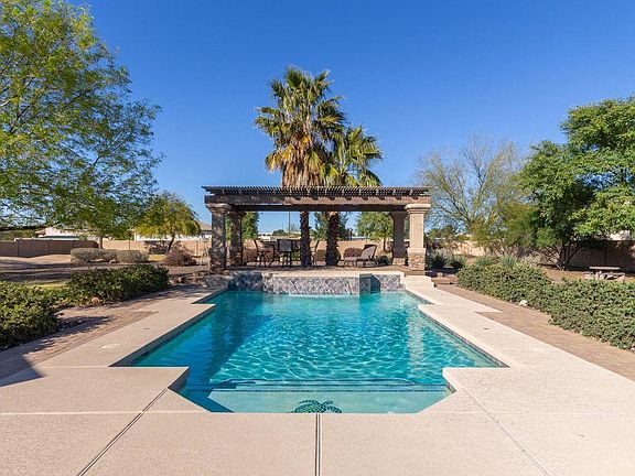 5th image of 4220 E Aire Libre Ave