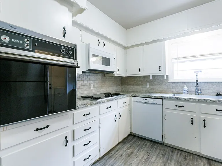 406 Bangor Ave — Photo 12