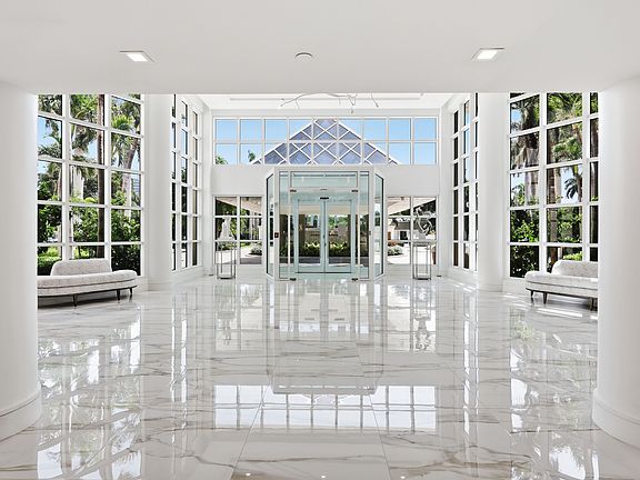 2nd image of 8111 Bay Colony Dr APT 204