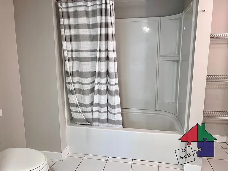 110 Northfield St — Photo 8