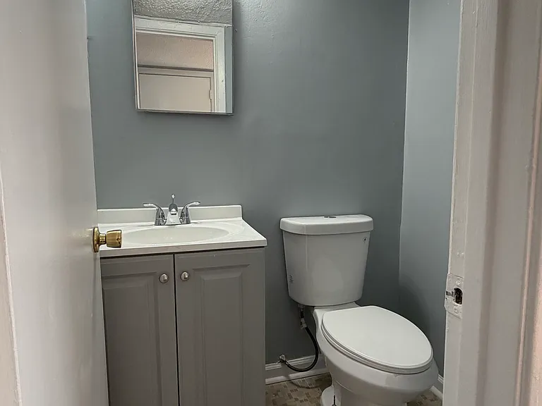 223 Peyton Pl SW — Photo 10