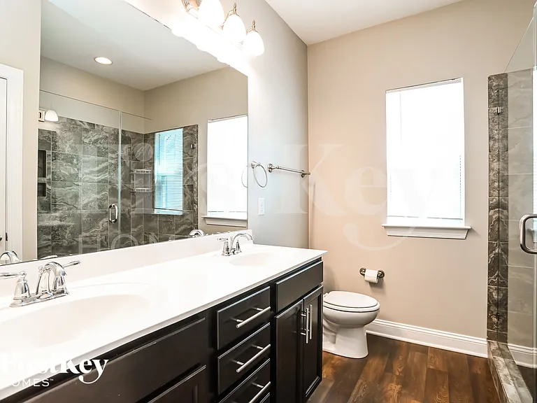 8736 Aspinwall Dr — Photo 10