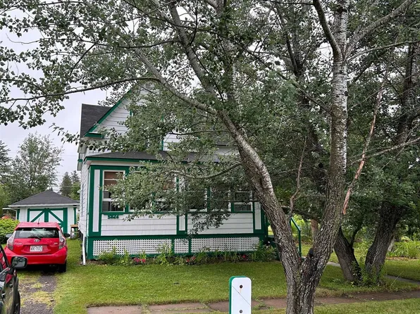 5826 Hammond Ave, Superior, WI 54880