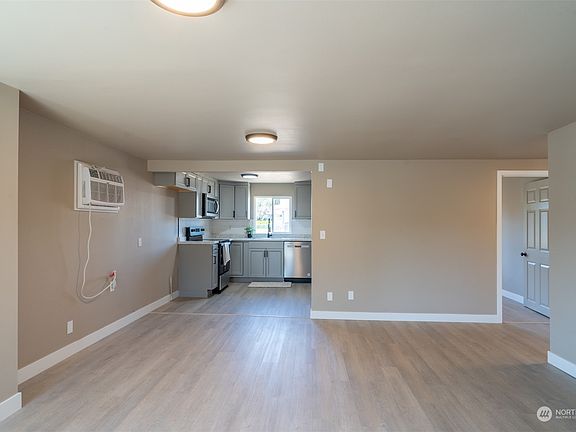 3rd image of 506 NW 2ND Avenue