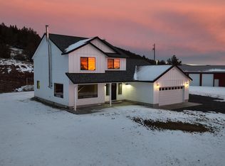 71557 Willow Flats Rd, Hines, OR 97738