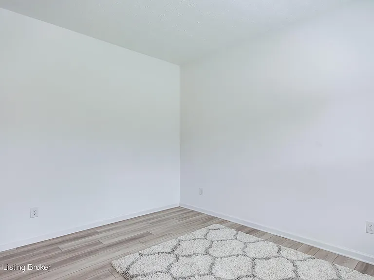17010 Meander Way — Photo 12