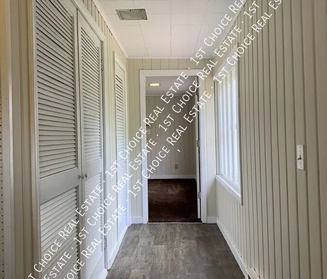 2300 Hulett Rd — Photo 14
