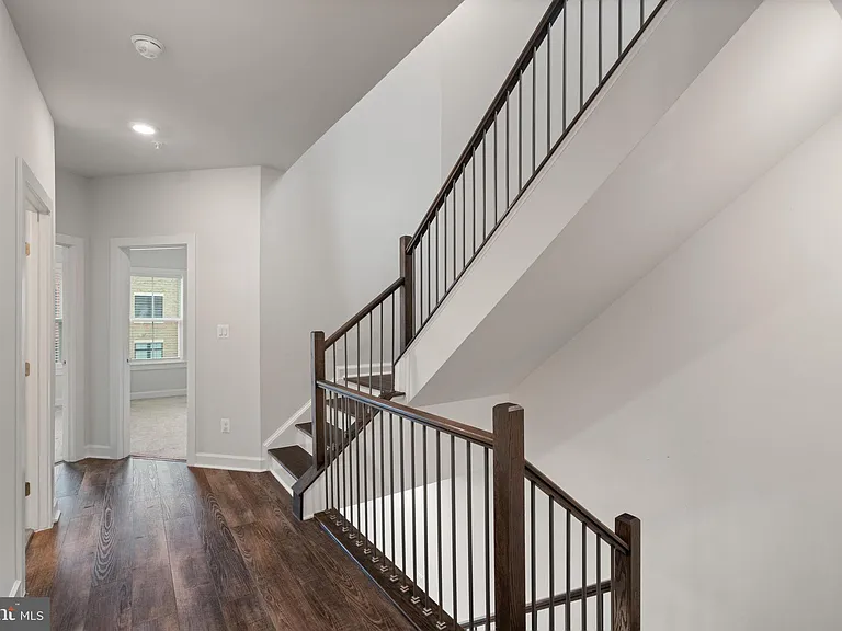 43467 Grandmoore St — Photo 37