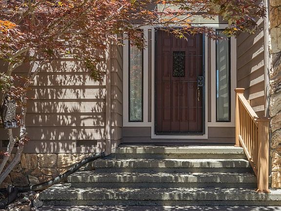 5th image of 664 Forest Meadows Dr