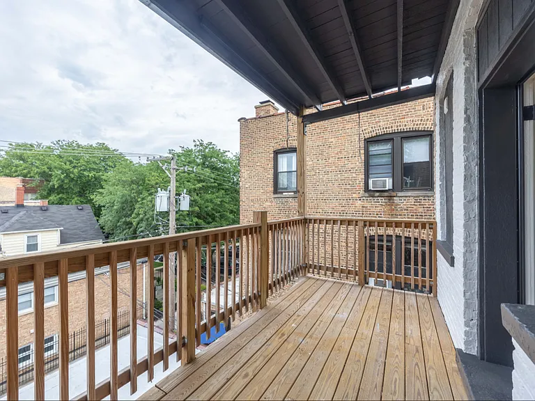 1644 W Rascher Ave — Photo 12