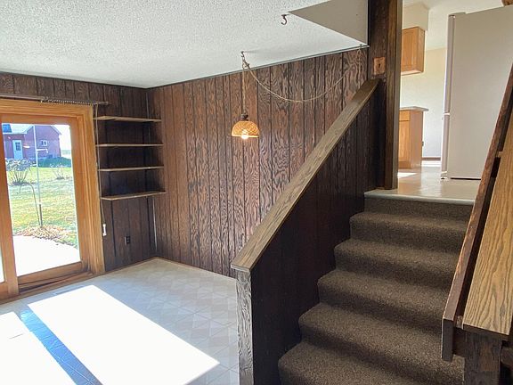 5th image of 1311 W Birch Ave
