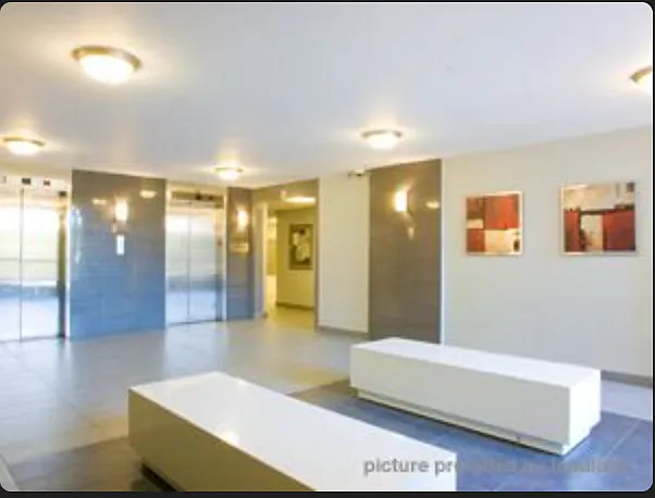 9 Crescent Pl — Photo 5