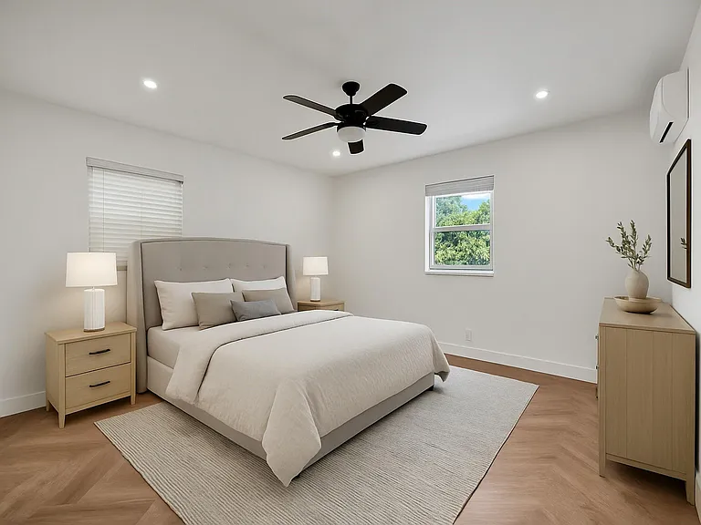 2802 NE 15th Ave — Photo 10