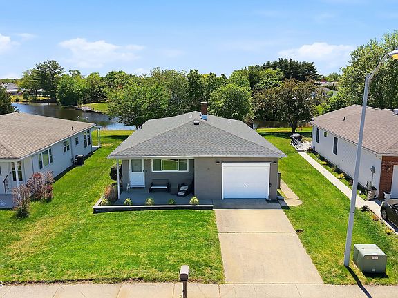 4th image of 897 Jamaica Boulevard