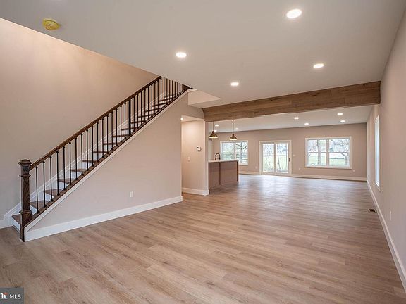 3rd image of 2718 Avenue C