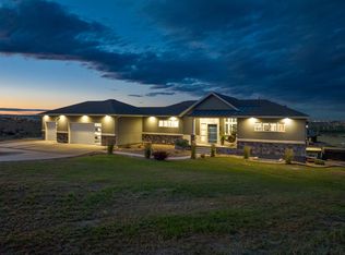 2110 Larkspur Ln, Great Falls, MT 59404