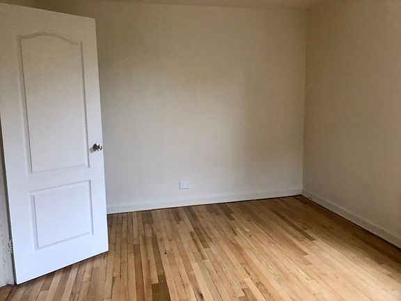 2nd image of 15350 89th Ave APT 618