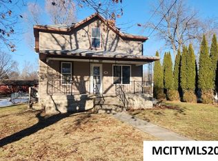 406 E Congress St, Nora Springs, IA 50458