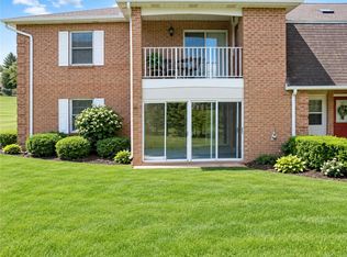 2677 Rolling Green Dr Unit 677, Macungie, PA 18062