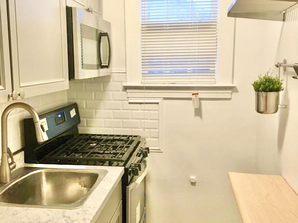 1st image of 45 Bayview Ave #2F