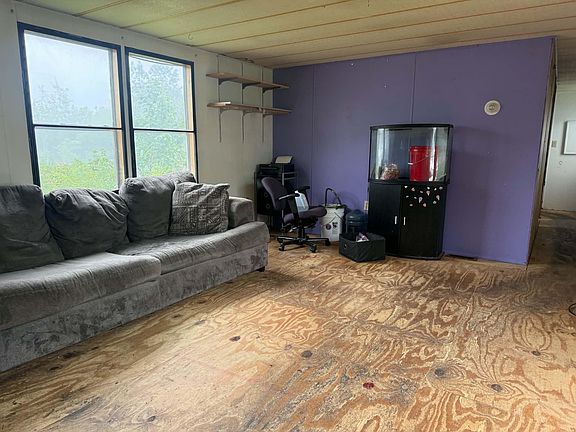3rd image of 12 Kings Park Way