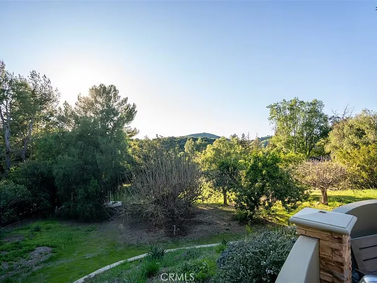 24361 Mulholland Hwy — Photo 33