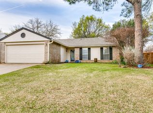 608 Heather Wood Dr, Grapevine, TX 76051