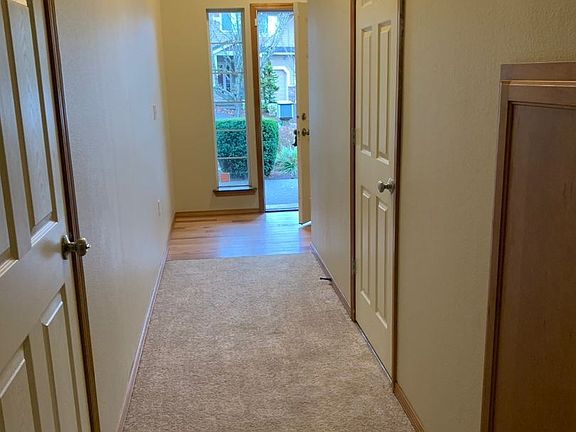 3rd image of 123 60th St SE