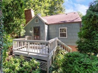34 Canterbury Rd, Asheville, NC 28805