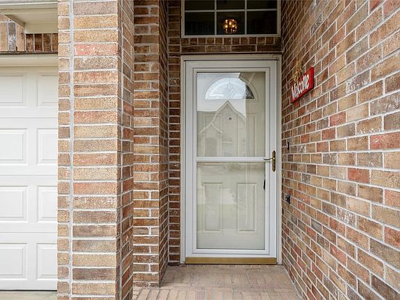 3rd image of 15954 Cottage Ivy Cir