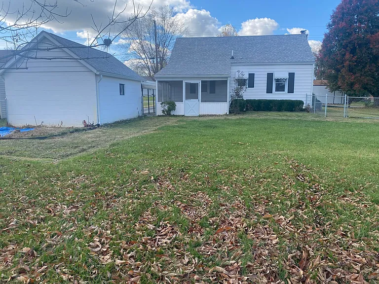 812 Alton Rd — Photo 2