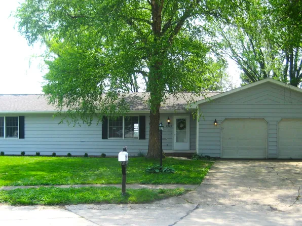 2323 Mulberry Ct, Champaign, IL 61821