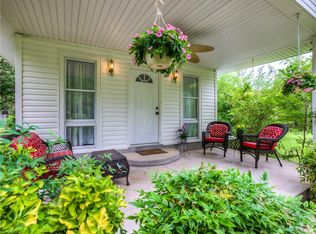 1101 S Harrah Rd, Harrah, OK 73045