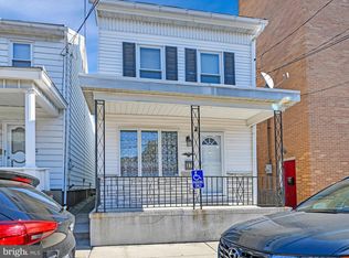 37 S Front St, Saint Clair, PA 17970