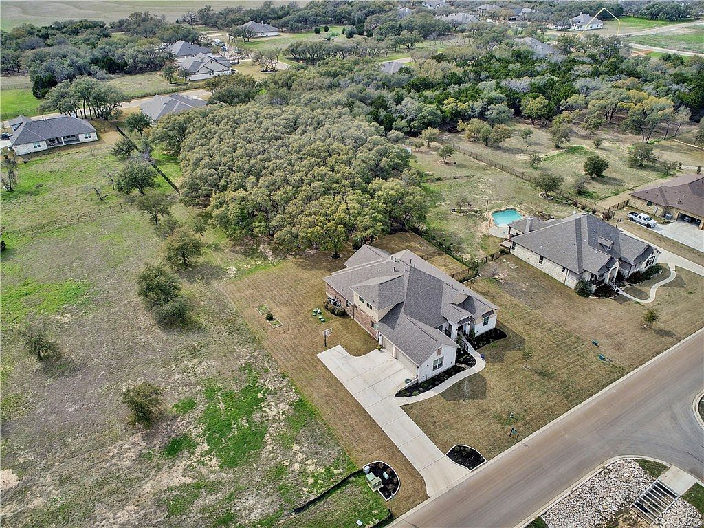 2581 Greatwood Trl, Leander, TX 78641 Zillow