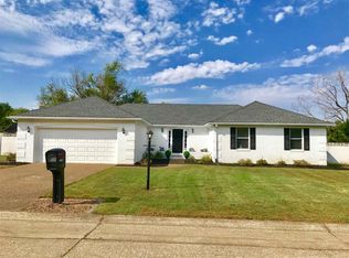 6810 Northfield Dr, Evansville, IN 47711