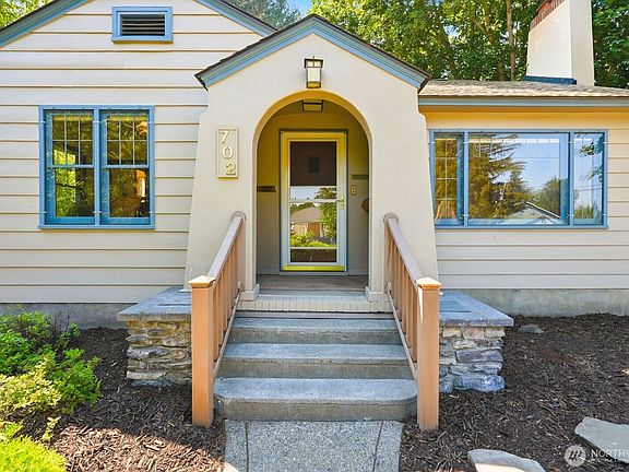 4th image of 702 E 3rd Avenue