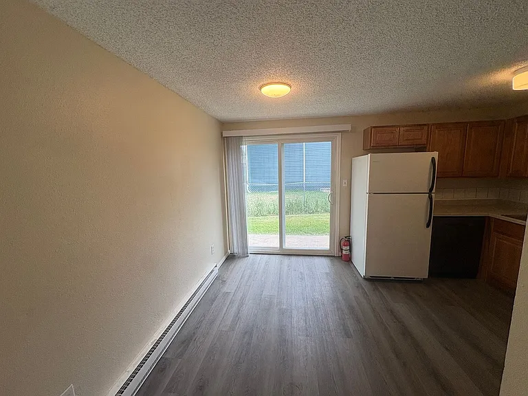 3550 Butternut Dr — Photo 7