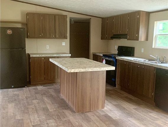 4th image of 103 Kelsey Dr