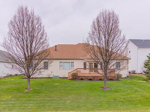3rd image of 17272 Greenwood Dr