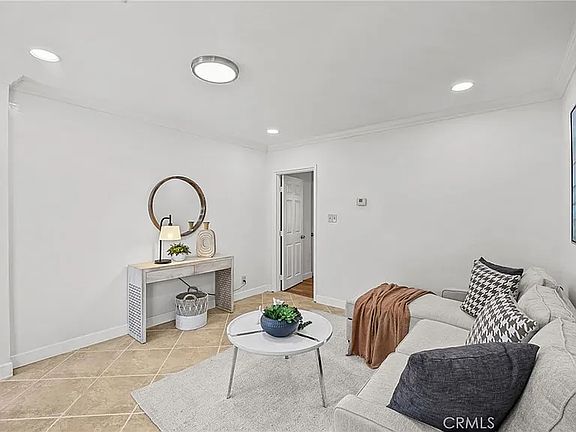 3rd image of 1140 S El Molino St