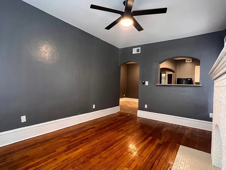 1623 N Liberty St #6 — Photo 4